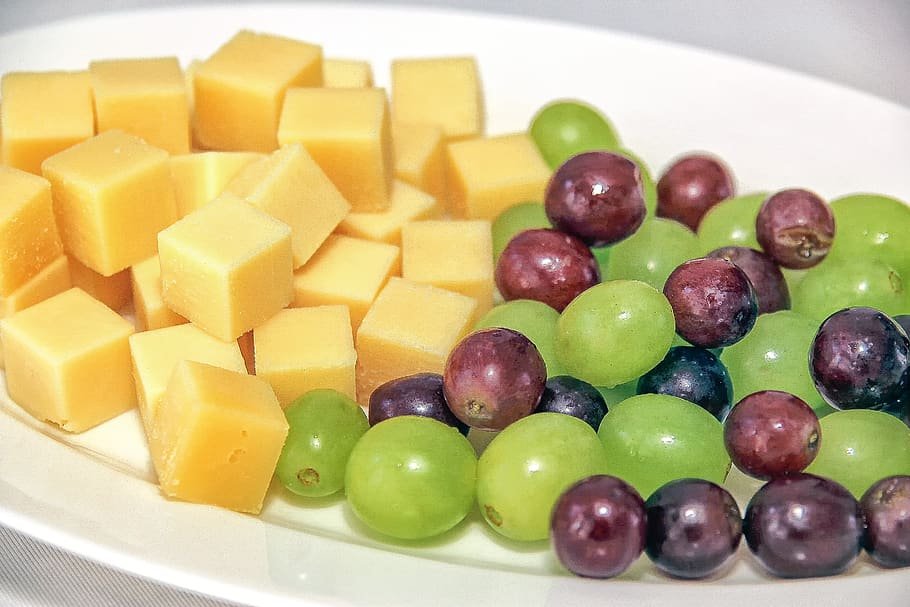 Grapes and Cheese Cubes